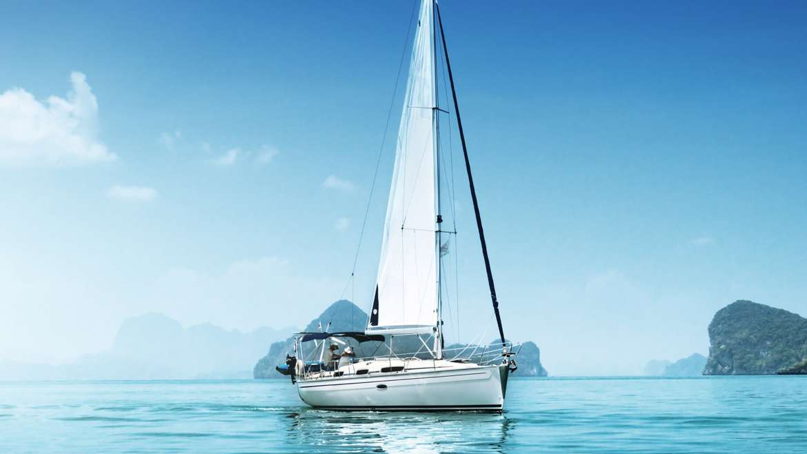 Romantic Lagoon 380